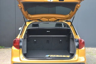 Suzuki VITARA 1.4 Hybrid * Panoramadak * Alcantara bekleding * Led verlichting / 18