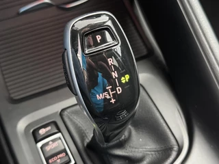 BMW X1 sDrive18iA High Executive | Cruise Control | Camera | Navigatie | Stoelverwarming | LM-Velgen | Climate Control | Elektrisch bedienbare Achterklep | PDC | LED Verlichting ( Vestiging - Vianen ) / 27
