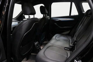 BMW X1 xDrive25e M Sport 220PK Leder | HUD | Dealeronderhouden / 11