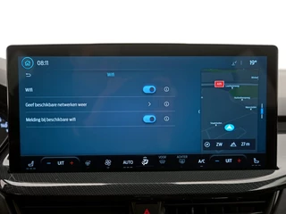 Ford Focus Wagon 1.0 EcoBoost Hybrid ST Line X Navigatie | Trekhaak | Panodak | / 32