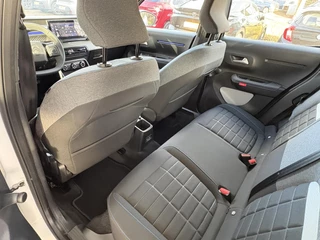 Citroen C3 1.2 Turbo 100pk Plus | Comfort Seats | Apple Carplay/Android Auto | Parkeersensoren | PHC Vering | Airconditioning / 12