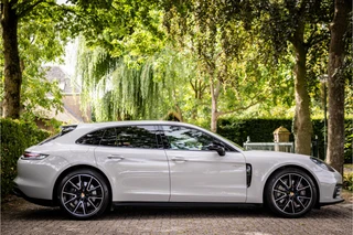 Porsche Panamera Sport Turismo 2.9 4 E-Hybrid 10 Years Edition  Krijt Stoelventilatie 21" Achterasbesturing Soft Close Panorama / 15