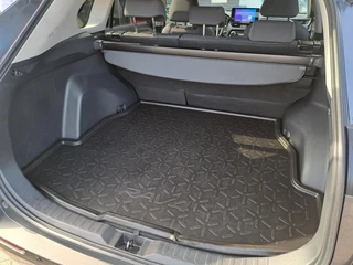 Toyota RAV4 2.5 Hybrid AWD Dynamic NWE. 4-SEASONS STOEL- & VOORRUITVERWARMING PDC V+A DIGITAL DISPLAY LED / 8