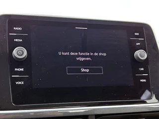 Volkswagen T-ROC 1.5 TSI Style | Automaat | Adaptive cruise | Parkeersensoren | Airco / 21