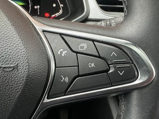 Renault Captur 1.6 E-Tech Hybride 145 Intens Panorama Schuifdak Half Leder / 16