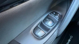 Nissan QASHQAI 1.2 N-Connecta Panoramadak Nieuwe Banden Trekhaak / 19