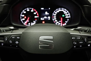 SEAT Leon Sportstourer 1.5 eTSI Style Launch Edition | LED | STUUR / STOEL- VERWARMING | DAB / 31