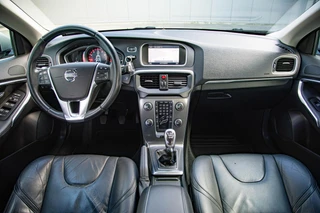 Volvo V40 1.6 T3 Summum 1e Eig|Ori .NL|Leder|Camera|Navi|Trekhaak / 10