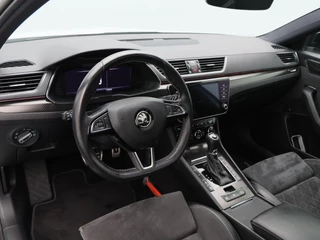 Škoda Superb Combi 1.5 TSi ACT 150 Pk Automaat Sportline Business | Trekhaak | Stoelverwarming | Panorama dak | Camera | Canton Audio | Alcantara | CarPlay | 18 Inch / 4