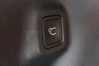 Jeep Compass 4xe 240 Plug-in Hybrid Electric S Leder Stuur-Stoelverwarming Apple Carplay / 12