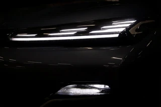 Geely Starray EM-i PRO PLUG-IN 83KM Elektrisch l 360 Camera l Leder l NIEUW VOORRAAD / 24