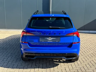 Skoda Kamiq 1.0 TSI Monte Carlo * Panoramadak * Stoelverwarming * Carplay * Full Led * / 17