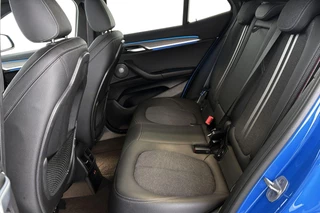 BMW X2 xDrive25e M Sport Panoramadak Harman Kardon Memory Head-Up / 11
