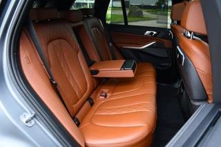 BMW X5 xDrive50e M-Sport  Frozen-grey Pano Trekh Massage ACC 360 HUD 4WS Soft-close H/K / 27