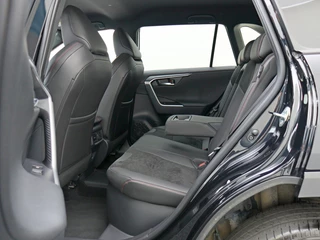 Toyota RAV4 2.5 Plug in Hybrid AWD Style LED | Winterpack | Navigatie / 15