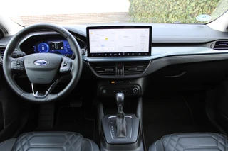 Ford Focus Wagon 1.0 EcoBoost Hybrid Active X  | Leder! | Adaptieve cruise | Trekhaak | Camera | BLIS / 6
