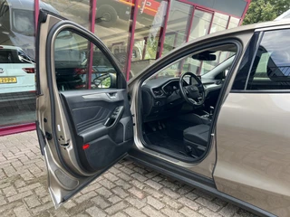 Ford Focus 1.0 EcoBoost Titanium Business  | Keyless | Cruise | Trekhaak | Camera | Stoel/Stuurverw. | B&O | / 10