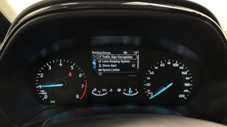 Ford Fiesta 1.0 EcoBoost Hybrid Titanium NAVI CRUISE CARPLAY. / 29