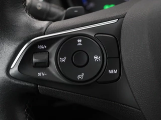 Opel Grandland X 1.6 Turbo Hybrid4 Ultimate | Navi | ACC | CarPlay | Stoelverw. / 23