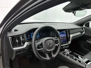 Volvo V60 2.0 T6 Plug-in hybrid AWD Plus Dark Automaat | Adaptive Cruise | Stoel/Stuurverwarming | Leder | Camera | CarPlay | BTW / 14