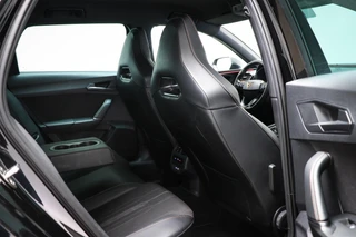 CUPRA Leon Sportstourer 1.4 e-Hybrid VZ Business CLIMA | STUURVERWARMING | DAB | APPLE | CAMERA / 13