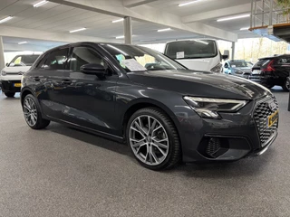 Audi A3 Sportback 30 TFSI Business edition / NL-auto, GMP Style 4, LM velgen, Trekhaak / 5