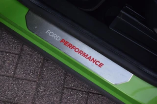 Ford Puma 1.5 EcoBoost ST-X | 170 PK | Pano | Sportstoelen | Stuur- en Stoelverwarming / 24