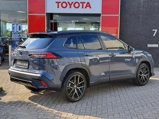 Toyota Corolla Cross Hybrid 180 GR Sport NIEUW! PLUS PACK STOEL/STUURWIELVERWARMING ELEK. ACHTERKLEP / 2