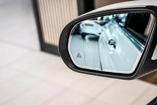 Mercedes GLC-klasse 350e 4MATIC AMG Premium Plus|Pano|verkoeling|Trekhaak|Leder / 44