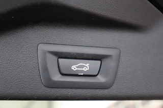 BMW X5 xDrive40i High Executive M Sport Pakket Automaat  / Live Cockpit Professional / Adaptive Air Suspension / Panoramadak Sky Lounge / Bowers & Wilkins / Active Steering / Comfortstoelen / Laserlight / Crafted Clarity / 22 Inch / Leder / M Sportremsysteem / 47
