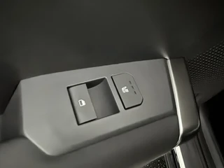 KIA Seltos 1.6 T-GDi DCT7 X-Line Demo Edition / 29