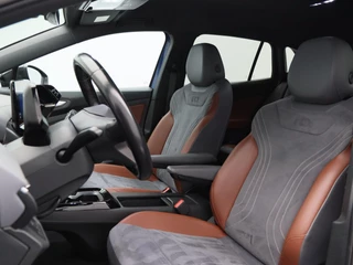 Volkswagen ID.4 First 77 kWh 204 Pk | Stoel/Stuurverwarming | Camera | Half Leer | CarPlay | Adaptive cruise | 20 Inch | 97.053 Km !! / 7