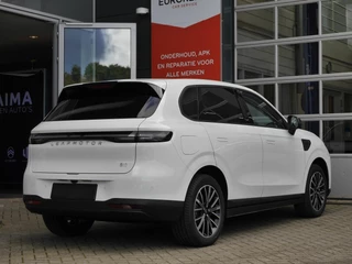 Leapmotor B10 Design ProMax 67.1 kWh Wltp 434km | 750kg trekgewicht | Stoel en stuur verwarming | 360 graden camera | Lederen bekleding | Panoramadak | Led | Regensensor | Sfeerverlichting | Elektrisch verstelbare voorstoelen / 6