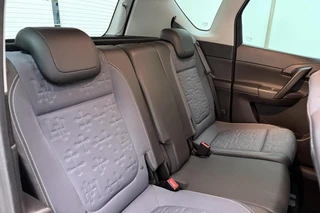 Opel Meriva 1.4 Turbo Cosmo | Navigatie | Trekhaak | Parkeersensoren | Climate control | Hoge instap | Extra getint glas | Lichtmetalen velgen / 11