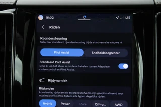 Volvo XC60 2.0 T6 PHEV Long range AWD Ultimate Dark|Luchtvering|Massage|Stoel+stuurverwarming|stoelverkoeling|HUD|Pano|Pilot assist| / 45