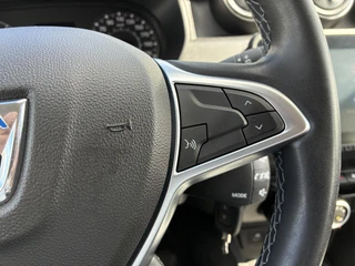 Dacia Duster 1.3 TCe Comfort | Airconditioning | Cruise control | Parkpilot | Apple Carplay/Android Auto | Elektrisch Pakket | LM-Velgen / 19