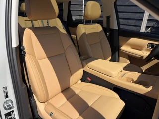 Leapmotor C10 Design REEV 28.4 kWh 218PK Automaat Navigatie, Camera 360, Lichtmetalen velgen, Elektrische Achterklep, Kunstlederen bekleding, Stoel Verwarming & Ventilatie / 16
