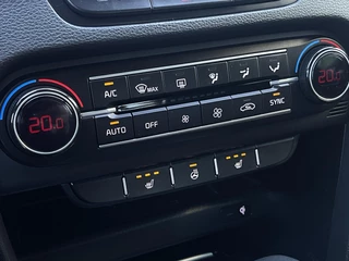 Kia XCeed 1.5 T-GDi DynamicPlusLine Automaat | Navi | Clima | Camera | Stoel/-Stuurverwarming | Afneembare Trekhaak | Elektr. Achterklep | Adaptieve Cruise | Keyless Entry / 22