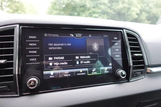 Škoda Karoq 1.5 TSI ACT Business Edition Plus  | LED | ACC | Camera | Trekhaak | CarPlay | Stoelverwarming | / 34