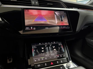 Audi Q8 Sportback e-tron 50 quattro S Edition 95 kWh | Pano | B&O| 22” | Massage | Adaptive Cruise | Matrix LED / 9