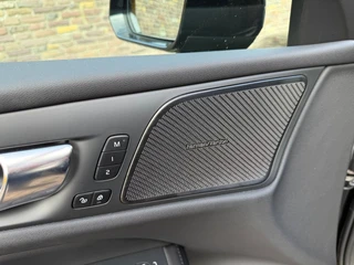 Volvo V60 2.0 T6 AWD Ultra Dark Panodak Leer H&K Head up / 29