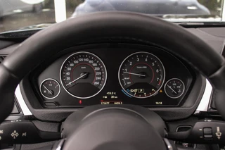 BMW 4-serie Gran Coupé 420i High Executive M Sport | Innovation pakket | Head-up display | LED adaptief | HiFi audio | Keyless entry | Shadow Line | Grootlichtassistent | Stoelverwarming / 25