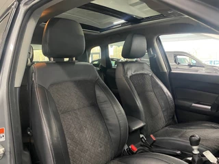 Suzuki Vitara 1.4 Boosterjet Style Smart Hybrid/ Nederlandse auto/ Afneembare trekhaak/ Pano/ Parkeersensoren/ Achteruitrijcamera / 37