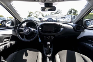 Toyota Aygo X 1.0 VVT-i MT Play  | Camera | ACC | NL Auto / 7