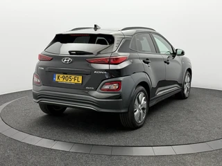 Hyundai Kona EV Fashion 64 kWh 3- Fase SOH 95,3% Warmtepomp | Trekhaak | Camera | Navigatie | Head-Up Display / 5