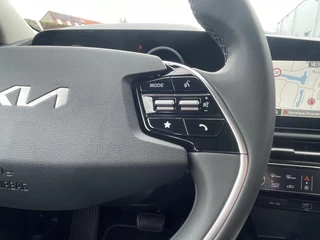 Kia Niro 1.6 GDi Hybrid DynamicLine | Adaptive cruise control | Keyless entry | Navigatie | Climate control / 17