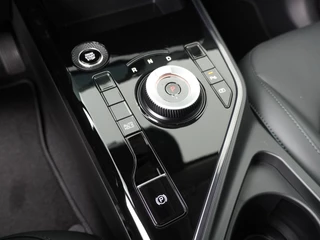 Kia Niro 1.6 GDi Hybrid DynamicLine  - Demo - Adaptieve cruise control - Navigatie - Keyless entry - Apple Carplay/Android Auto - Achteruitrijcamera - Parkeersensoren voor en achter - Fabrieksgarantie t/m 2033 / 30