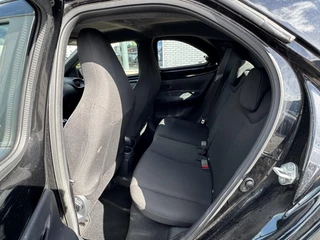 Toyota Aygo X PLAY / 9