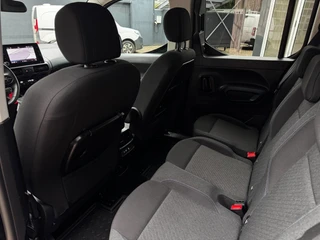 Peugeot Rifter 1.2 PureTech Allure | Automaat | Trekhaak | Distributieriem vervangen| Camera | Climate Control / 20