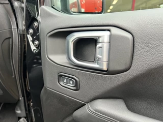 Jeep Wrangler Unlimited 4xe 380 Sahara  | Irmscher | Cross | Camera voor | / 34